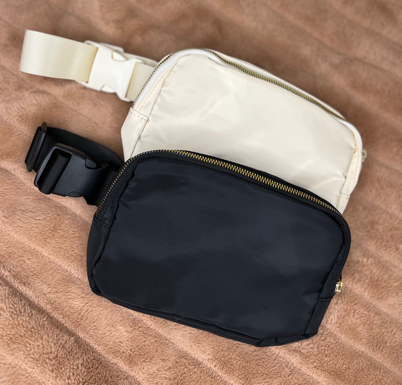 ON THE GO BELT BAG